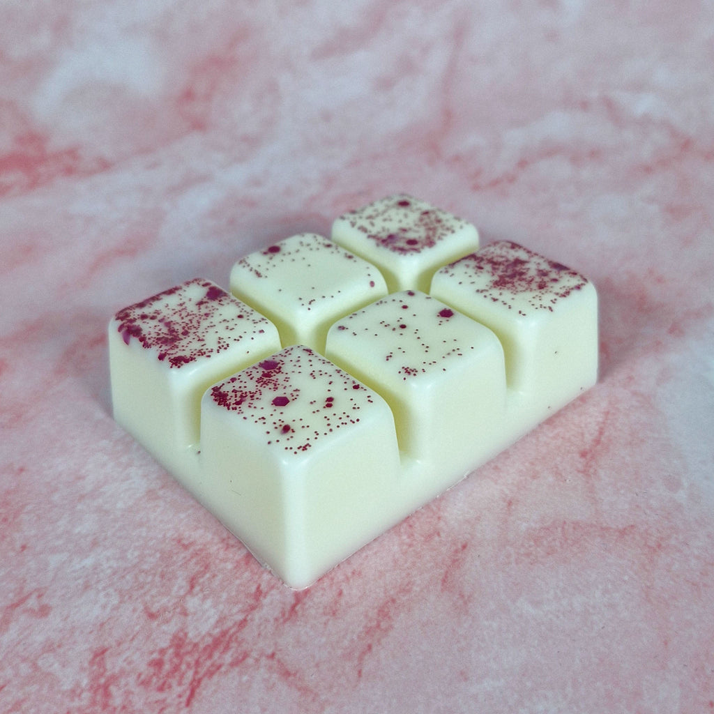Rose Petals - Wax Melt Clamshell